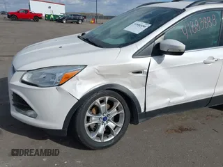 2013 Ford Escape SEL with VIN 1FMCU9H90DUD84350, listed as a IAAI auction lot 41883888 with 177,347 mi miles. Bid and sale history available at carsss.com. Image 6.