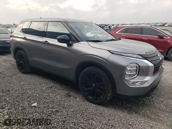 2022 Mitsubishi Outlander SE with VIN JA4J4UA81NZ090275, listed as a Copart auction lot 53905275 with 55,259 mi miles and Salvage title. Bid and sale history available at DreamBid. Image 4.