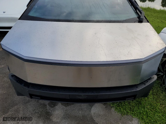 2024 Tesla Cybertruck with VIN 7G2CEHED2RA015326, listed as a Copart auction lot 73841034 with 0 mi miles and Salvage Title. Bid and sale history available at carsss.com. Image 12.