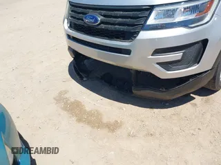 2017 Ford Police Interceptor Utility с VIN 1FM5K8ARXHGB55729, выставлен на аукционе IAAI как лот 42065217 с пробегом 182 237 миль миль и . История ставок и продаж доступна на DreamBid. Изображение 6.