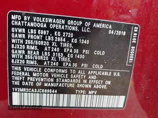 2018 Volkswagen Atlas SEL with VIN 1V2MR2CA3JC569544, listed as a IAAI auction lot 42271392 with 123,960 mi miles and . Bid and sale history available at DreamBid. Image 9.