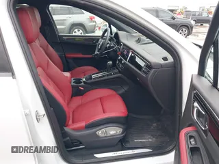 2025 Porsche Macan GTS with VIN WP1AG2A55SLB41796, listed as a IAAI auction lot 41936289 with 1,435 mi miles and . Bid and sale history available at DreamBid. Image 5.