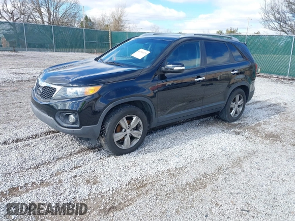 2013 Kia Sorento EX with VIN 5XYKU3A66DG331196, listed as a IAAI auction lot 41714474 with 139,250 mi miles and . Bid and sale history available at DreamBid. Image 2.