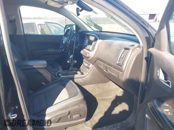 2016 GMC Canyon 4WD SLE with VIN 1GTG6CE30G1381435, listed as a IAAI auction lot 41642964 with 130,490 mi miles. Bid and sale history available at carsss.com. Image 5.
