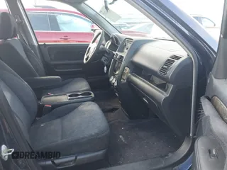 2006 Honda CR-V LX with VIN JHLRD785X6C013465, listed as a IAAI auction lot 41843337 with 237,622 mi miles and . Bid and sale history available at carsss.com. Image 5.