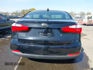 2014 Kia Forte LX with VIN KNAFK4A69E5147424, listed as a IAAI auction lot 41913598 with 117,503 mi miles. Bid and sale history available at carsss.com. Image 16.