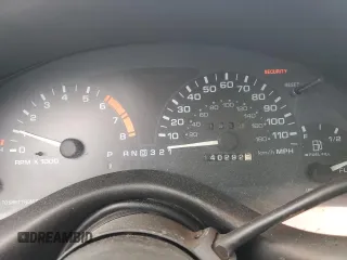 1997 Oldsmobile Cutlass Supreme S z VIN 1G3WH52M2VF322529, wystawiony jako Copart lot #52003574 z przebiegiem 140 292 mil mil oraz Szkody całkowita. Historia ofert i sprzedaży dostępna na DreamBid. Obrazek 9.