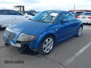 2001 Audi TT z VIN TRUWX28N011014774, wystawiony jako IAAI lot #41761518 z przebiegiem 193 169 mil mil oraz . Historia ofert i sprzedaży dostępna na DreamBid. Obrazek 2.