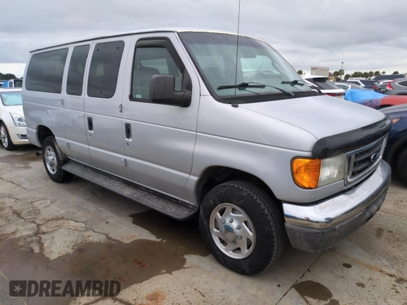 2007 Ford Econoline Passenger XL with VIN 1FBNE31LX7DB35852, listed as a Copart auction lot 74790324 with Not Provided miles and Non Repairable. Bid and sale history available at carsss.com. Image 4.