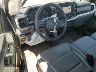 2021 Ford F-150 XL z VIN 1FTMF1E54MKD59565, wystawiony jako Copart lot #54433755 z przebiegiem 15 596 mil mil oraz Szkoda całkowita • Salvage title. Historia ofert i sprzedaży dostępna na DreamBid. Obrazek 8.