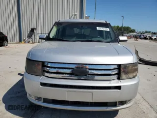 2011 Ford Flex SEL z VIN 2FMGK5CC5BBD30015, wystawiony jako Copart lot #49678135 z przebiegiem 200 998 mil mil oraz Szkoda całkowita • Salvage title. Historia ofert i sprzedaży dostępna na DreamBid. Obrazek 5.