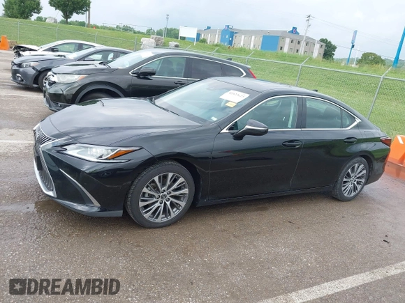 2020 Lexus ES 350 with VIN 58ADZ1B10LU055942, listed as a IAAI auction lot 42423623 with 73,724 mi miles and . Bid and sale history available at DreamBid. Image 14.