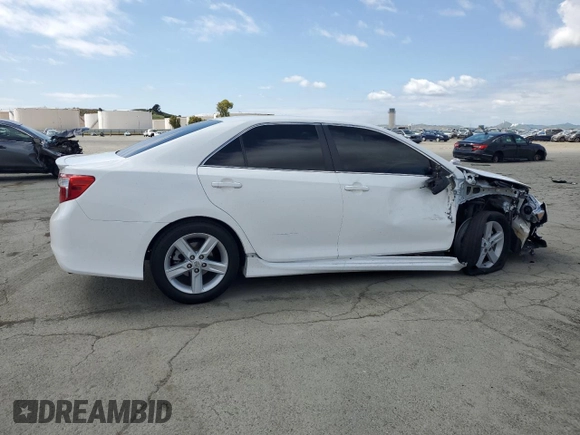 2014 Toyota Camry L with VIN 4T1BF1FKXEU342105, listed as a Copart auction lot 53660775 with 87,685 mi miles and Salvage Title. Bid and sale history available at carsss.com. Image 3.