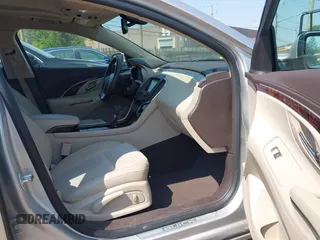 2016 Buick LaCrosse with VIN 1G4GA5G39GF150040, listed as a IAAI auction lot 42492197 with 71,743 mi miles and . Bid and sale history available at DreamBid. Image 5.