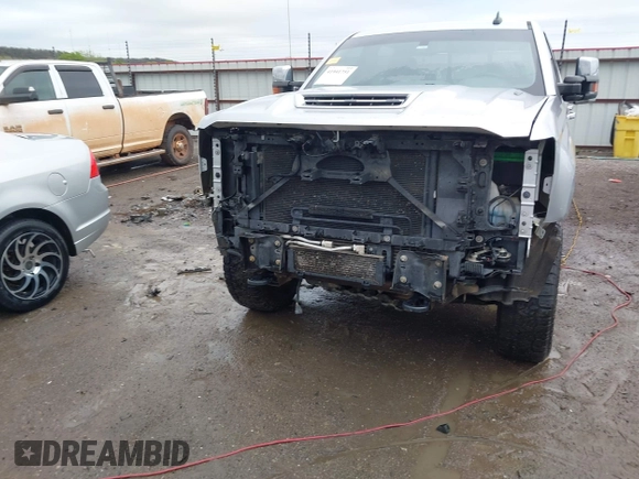 2019 Chevrolet Silverado 2500HD LTZ with VIN 1GC1KTEY0KF116765, listed as a IAAI auction lot 41941751 with 1 mi miles. Bid and sale history available at carsss.com. Image 6.