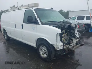 2019 Chevrolet Express Cargo z VIN 1GCWGBFP9K1193039, wystawiony jako IAAI lot #42482812 z przebiegiem 152 787 mil mil oraz . Historia ofert i sprzedaży dostępna na DreamBid. Obrazek 1.