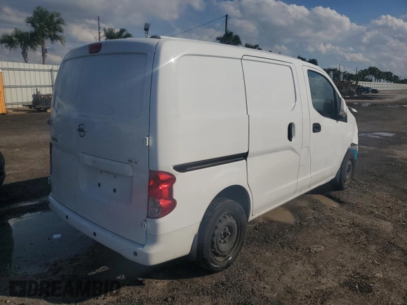 2021 Nissan NV200 S z VIN 3N6CM0KN6MK696031, wystawiony jako Copart lot #43541415 z przebiegiem 77 148 mil mil oraz Nie do naprawy • Non repairable. Historia ofert i sprzedaży dostępna na DreamBid. Obrazek 3.