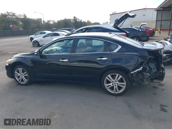 2014 Nissan Altima SL with VIN 1N4BL3AP7EC165164, listed as a IAAI auction lot 41159064 with 152,307 mi miles and . Bid and sale history available at DreamBid. Image 14.