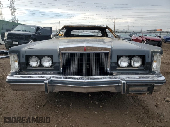 1977 Lincoln Continental with VIN 7Y89A809603, listed as a Copart auction lot 85104154 with Not Provided miles and Salvage Title. Bid and sale history available at DreamBid. Image 5.