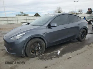 2021 Tesla Model Y Long Range with VIN 5YJYGDEE4MF076774, listed as a Copart auction lot 50566175 with 93,137 mi miles and Salvage Title. Bid and sale history available at carsss.com. Image 1.