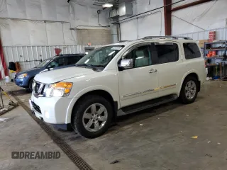 2014 Nissan Armada SV z VIN 5N1AA0NC2EN605311, wystawiony jako Copart lot #53847895 z przebiegiem 121 114 mil mil oraz Tytuł czysty. Historia ofert i sprzedaży dostępna na DreamBid. Obrazek 1.