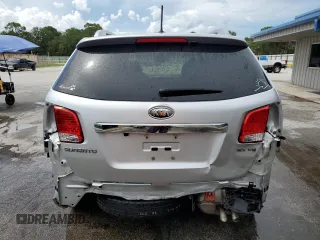 2012 Kia Sorento EX z VIN 5XYKU4A27CG229651, wystawiony jako Copart lot #60314715 z przebiegiem 117 876 mil mil oraz Szkoda całkowita • Salvage title. Historia ofert i sprzedaży dostępna na DreamBid. Obrazek 6.