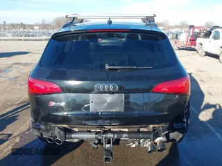 2017 Audi SQ5 Premium Plus with VIN WA1CCAFP1HA014262, listed as a IAAI auction lot 41554674 with 27,506 mi miles. Bid and sale history available at carsss.com. Image 17.
