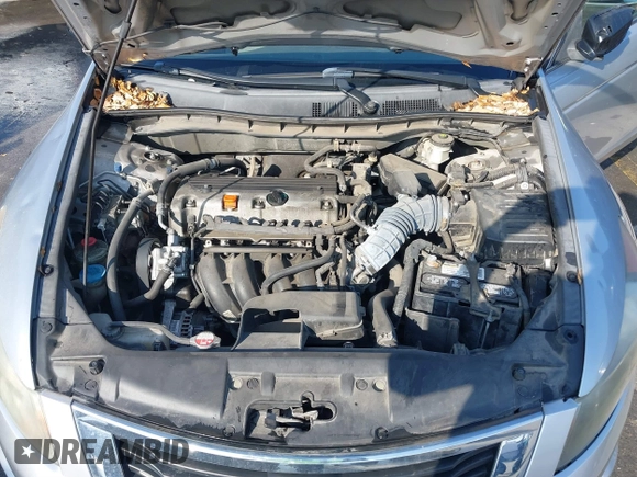 2009 Honda Accord LX-P with VIN 1HGCP26499A047177, listed as a IAAI auction lot 41885819 with 190,111 mi miles and . Bid and sale history available at DreamBid. Image 10.