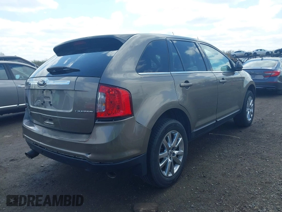 2013 Ford Edge Limited with VIN 2FMDK3KC0DBC18122, listed as a IAAI auction lot 41925582 with 190,955 mi miles. Bid and sale history available at carsss.com. Image 4.