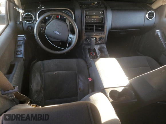2009 Ford Explorer XLT with VIN 1FMEU73879UA37469, listed as a Copart auction lot 75658674 with 194,196 mi miles and Clean Title. Bid and sale history available at carsss.com. Image 8.