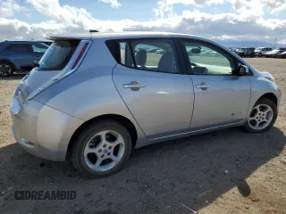 2011 Nissan LEAF SL-e with VIN JN1AZ0CP8BT006149, listed as a Copart auction lot 49096905 with 24,379 mi miles and Clean Title. Bid and sale history available at carsss.com. Image 3.