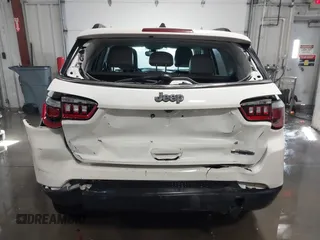 2019 Jeep Compass Latitude with VIN 3C4NJCBB2KT843724, listed as a IAAI auction lot 41366778 with 136,236 mi miles and . Bid and sale history available at DreamBid. Image 17.