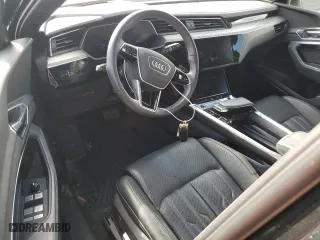 2023 Audi e-tron Chronos with VIN WA1VABGE3PB006268, listed as a Copart auction lot 43825795 with 34,451 mi miles and Clean Title. Bid and sale history available at carsss.com. Image 8.