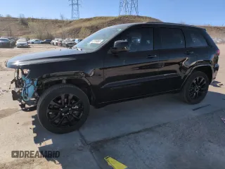 2017 Jeep Grand Cherokee Laredo with VIN 1C4RJFAG7HC701728, listed as a Copart auction lot 52784065 with 32,522 mi miles and Salvage Title. Bid and sale history available at carsss.com. Image 1.