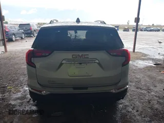2020 GMC Terrain SLT z VIN 3GKALPEXXLL245121, wystawiony jako IAAI lot #42184014 z przebiegiem 110 011 mil mil oraz . Historia ofert i sprzedaży dostępna na DreamBid. Obrazek 17.