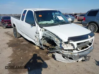 1999 Ford F-150 XL with VIN 1FTRX17L0XKB96416, listed as a IAAI auction lot 41333031 with Not Provided miles. Bid and sale history available at carsss.com. Image 6.