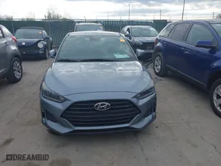 2019 Hyundai Veloster 2.0 with VIN KMHTG6AF0KU017161, listed as a IAAI auction lot 42104203 with 92,420 mi miles. Bid and sale history available at carsss.com. Image 12.