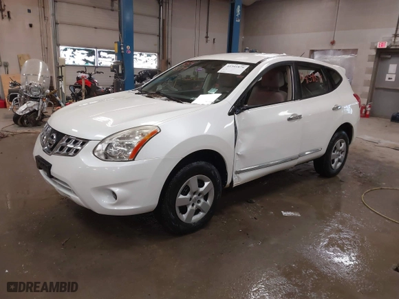 2012 Nissan Rogue SV with VIN JN8AS5MV2CW391739, listed as a IAAI auction lot 41541879 with 132,155 mi miles. Bid and sale history available at carsss.com. Image 16.