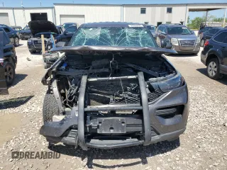 2020 Ford Police Interceptor Utility z VIN 1FM5K8AB9LGA19930, wystawiony jako Copart lot #55056095 z przebiegiem Nie podano mil oraz Szkoda całkowita • Salvage title. Historia ofert i sprzedaży dostępna na DreamBid. Obrazek 5.
