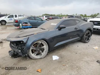 2020 Chevrolet Camaro 2SS z VIN 1G1FH1R74L0120051, wystawiony jako Copart lot #51750335 z przebiegiem 97 443 mil mil oraz Szkoda całkowita • Salvage title. Historia ofert i sprzedaży dostępna na DreamBid. Obrazek 1.