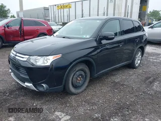 2015 Mitsubishi Outlander SE with VIN JA4AD3A36FZ002806, listed as a IAAI auction lot 42516137 with Not provided miles and . Bid and sale history available at DreamBid. Image 2.