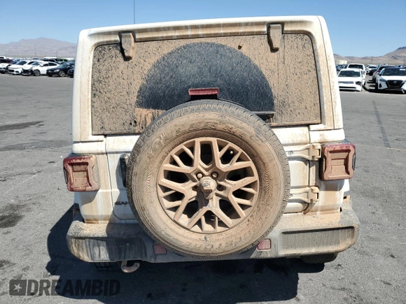 2025 Jeep Wrangler Sahara z VIN 1C4PJXEN8SW529320, wystawiony jako Copart lot #57918605 z przebiegiem 15 706 mil mil oraz Czysty tytuł • Clean title. Historia ofert i sprzedaży dostępna na DreamBid. Obrazek 6.