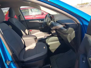2020 Ford Escape SE with VIN 1FMCU9G61LUB49218, listed as a IAAI auction lot 42206313 with 47,408 mi miles and . Bid and sale history available at DreamBid. Image 5.