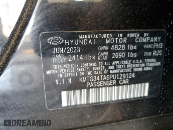 2023 Genesis G70 2.0T with VIN KMTG34TA6PU129124, listed as a Copart auction lot 58492934 with 13,407 mi miles and Clean Title. Bid and sale history available at carsss.com. Image 12.