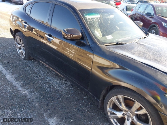 2012 Infiniti M37 with VIN JN1BY1AP7CM330060, listed as a IAAI auction lot 41413311 with 213,104 mi miles. Bid and sale history available at carsss.com. Image 13.
