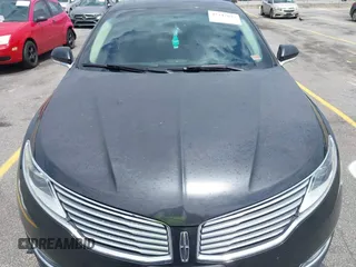 2013 Lincoln MKZ z VIN 3LN6L2GK1DR800859, wystawiony jako IAAI lot #42347695 z przebiegiem 193 300 mil mil oraz . Historia ofert i sprzedaży dostępna na DreamBid. Obrazek 10.