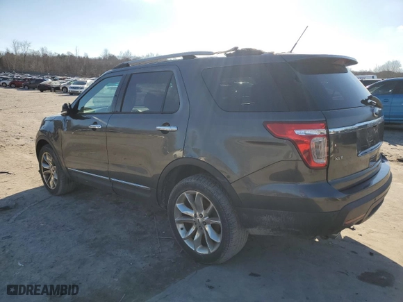2015 Ford Explorer XLT with VIN 1FM5K8D80FGB64018, listed as a Copart auction lot 84184804 with 157,368 mi miles and Salvage Title. Bid and sale history available at carsss.com. Image 2.