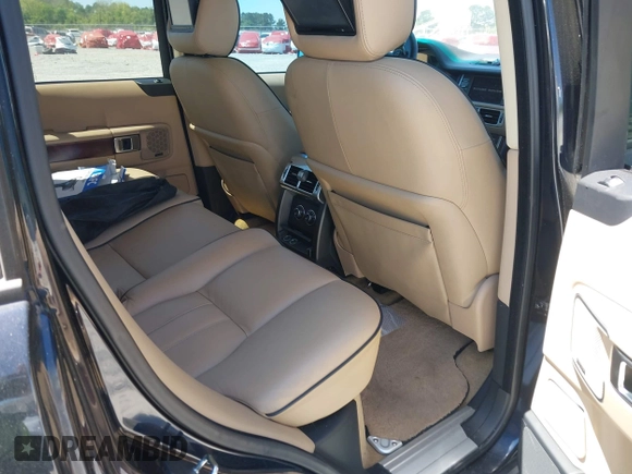 2010 Land Rover Range Rover HSE with VIN SALME1D48AA324744, listed as a IAAI auction lot 42038582 with 148,390 mi miles and . Bid and sale history available at DreamBid. Image 8.
