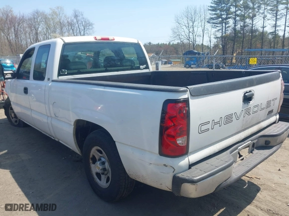 2003 Chevrolet Silverado 1500 Work Truck with VIN 1GCEC19X33Z360141, listed as a IAAI auction lot 42077431 with 180,000 mi miles. Bid and sale history available at carsss.com. Image 3.