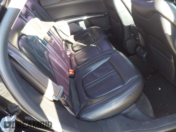 2014 Lincoln MKZ with VIN 3LN6L2GK4ER802736, listed as a IAAI auction lot 41601358 with 300,861 mi miles. Bid and sale history available at carsss.com. Image 8.